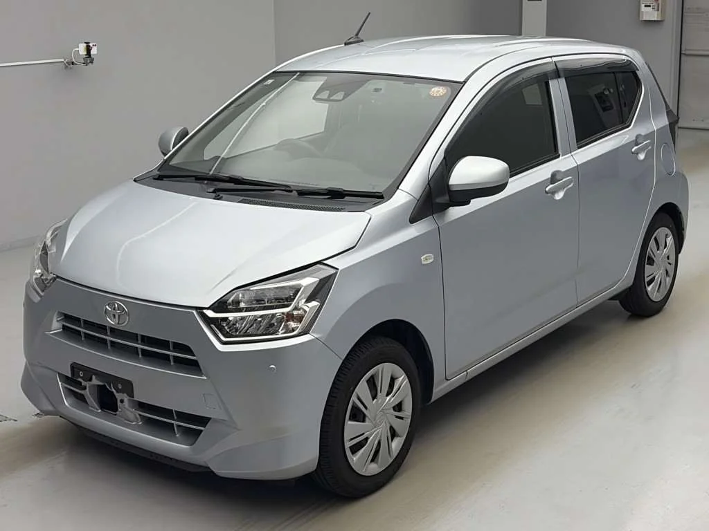 Toyota Pixis Epoch LA350A 2021